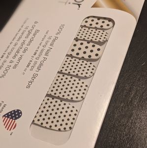 Polka Dot-Com Color Street Nail Set